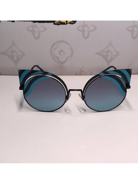 New Authentic Stylish Black and Blue Cat-Eye Sunglasses FF0215/S 0LBJF main image 13